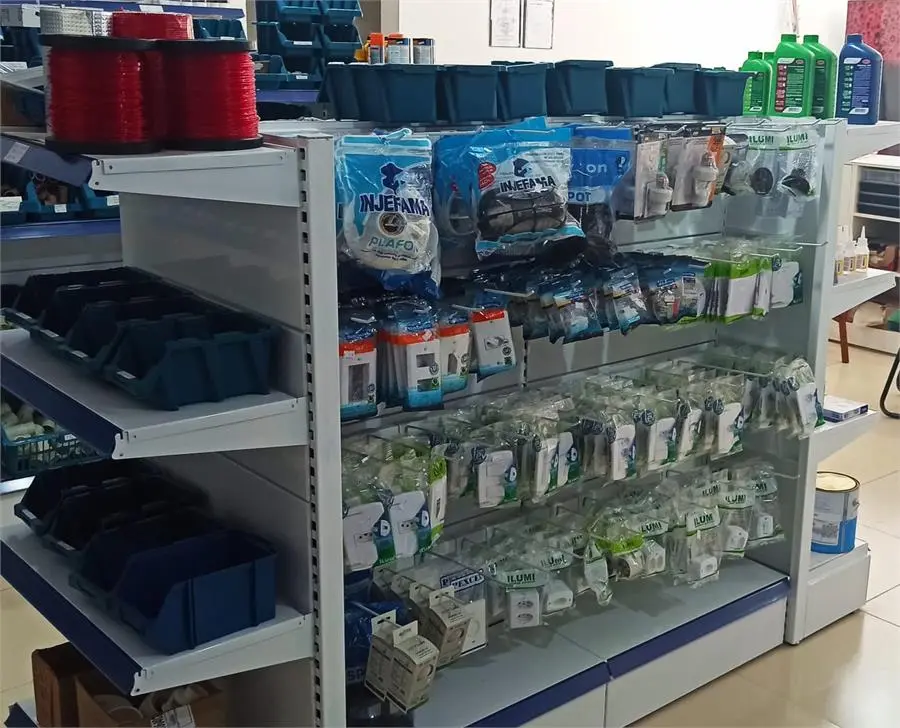 Seção de material elétrico da Ferragem Sanfelice